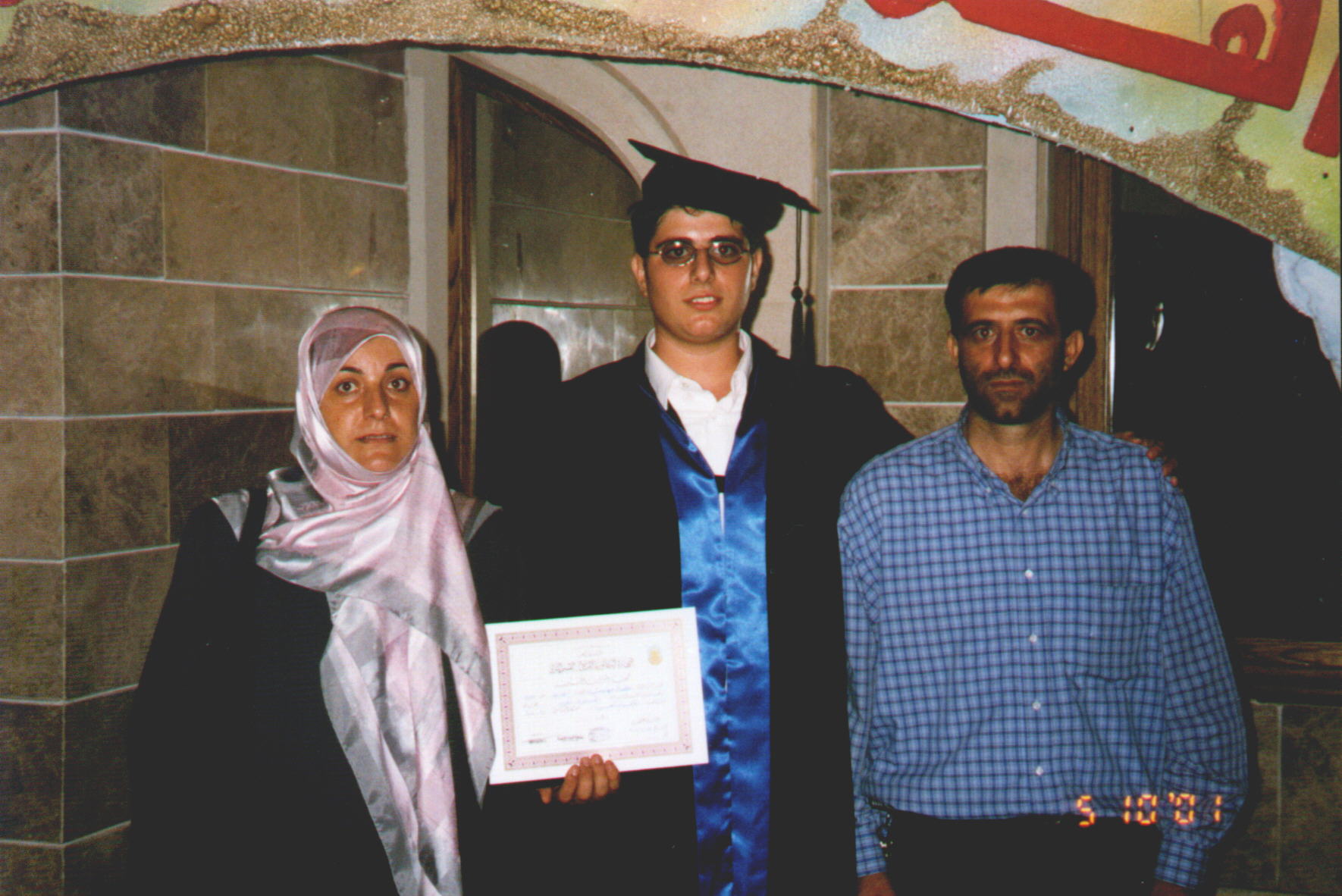 kimo-mom-dad.jpg